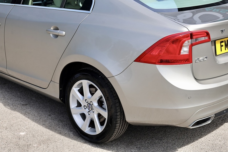 Volvo S60 D4 SE Lux Automatic Family Ownership + Full Service History + ULEZ Image 38