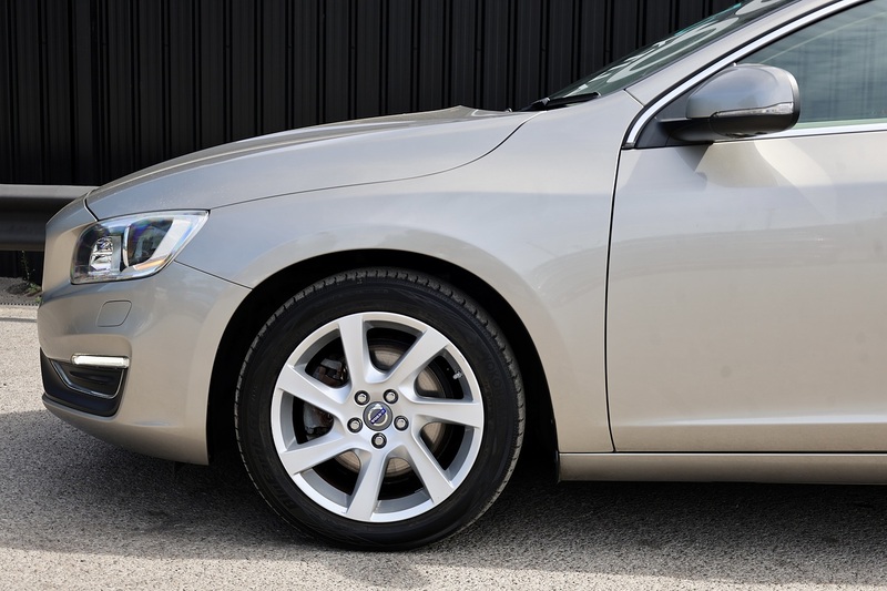 Volvo S60 D4 SE Lux Automatic Family Ownership + Full Service History + ULEZ Image 36