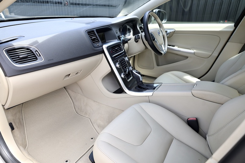 Volvo S60 D4 SE Lux Automatic Family Ownership + Full Service History + ULEZ Image 2