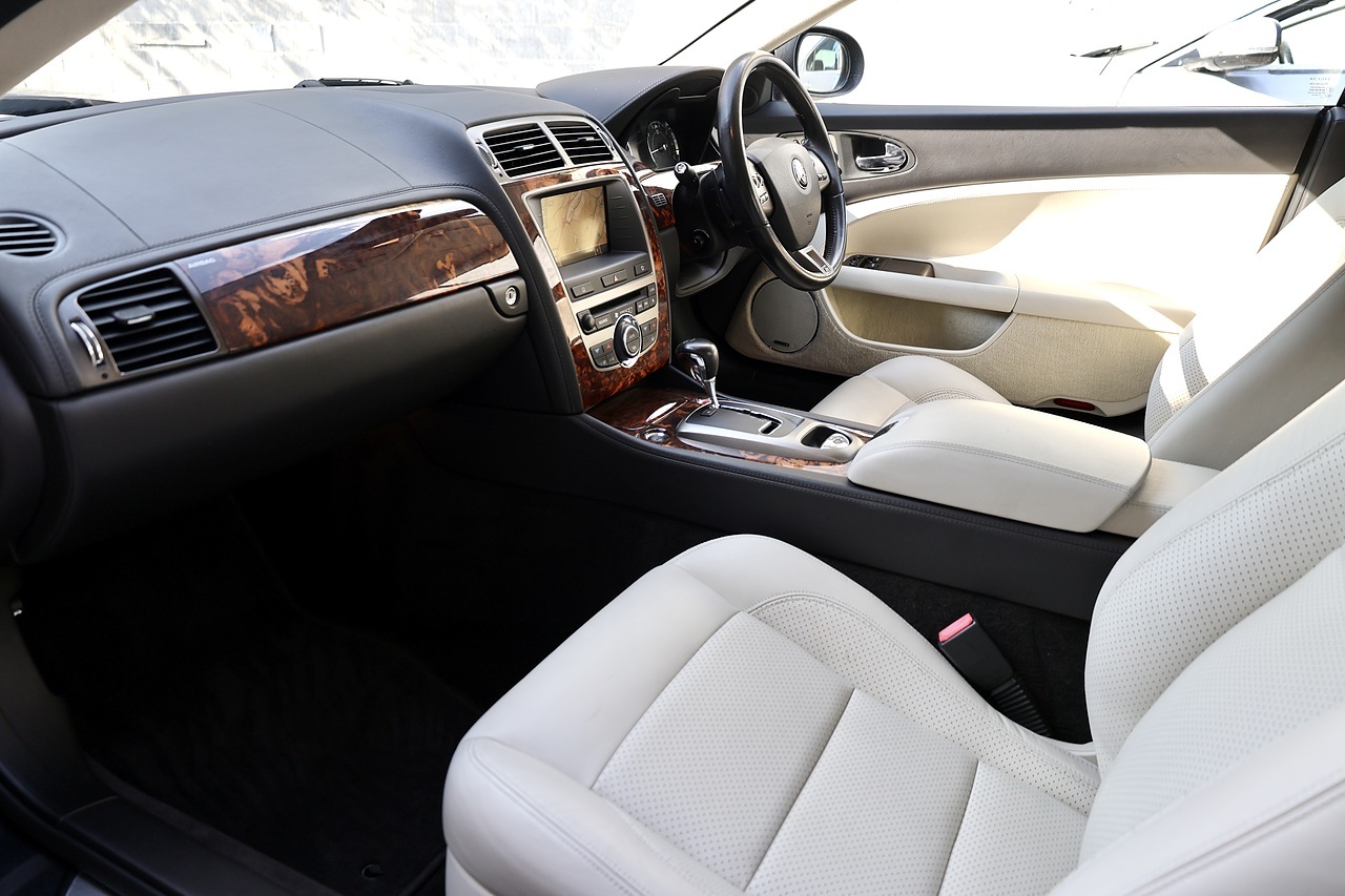 Jaguar XKR Just 32k Miles + Previously Supplied by Ourselves - Large 2