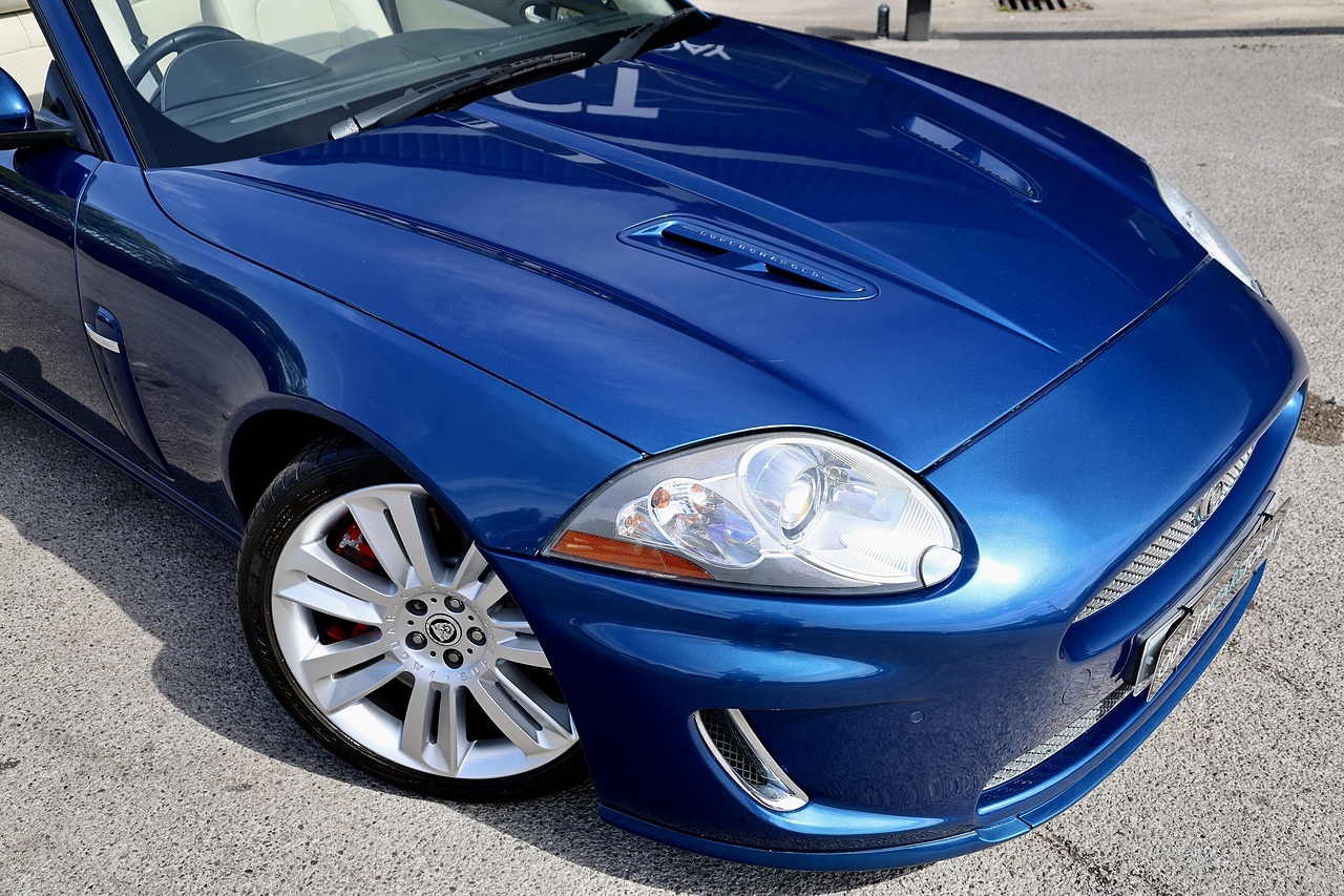 Jaguar XKR Convertible 1 Former Keeper + Kyanite Blue + Ivory + Blue Hood - Large 7