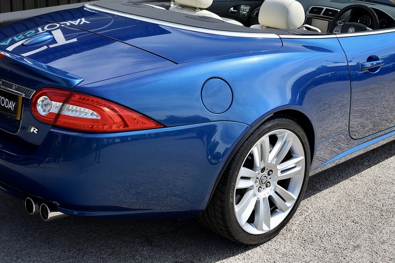 Jaguar XKR Convertible 1 Former Keeper + Kyanite Blue + Ivory + Blue Hood Image 18