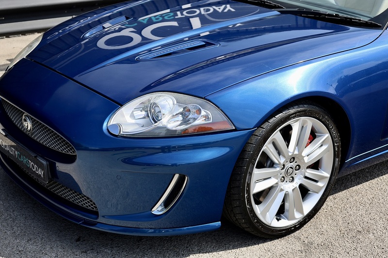 Jaguar XKR Convertible 1 Former Keeper + Kyanite Blue + Ivory + Blue Hood Image 30
