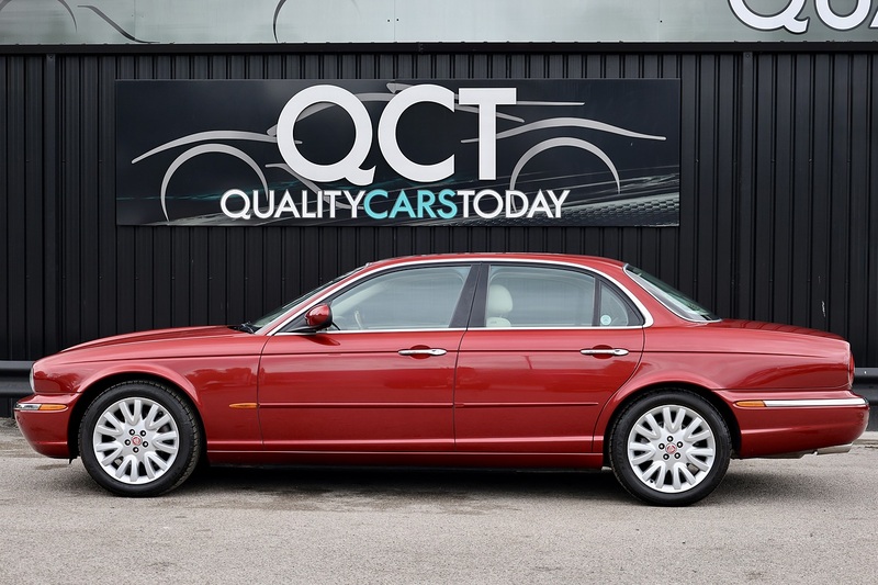 Jaguar XJ8 SE UK Supplied + Exceptional Condition Image 1