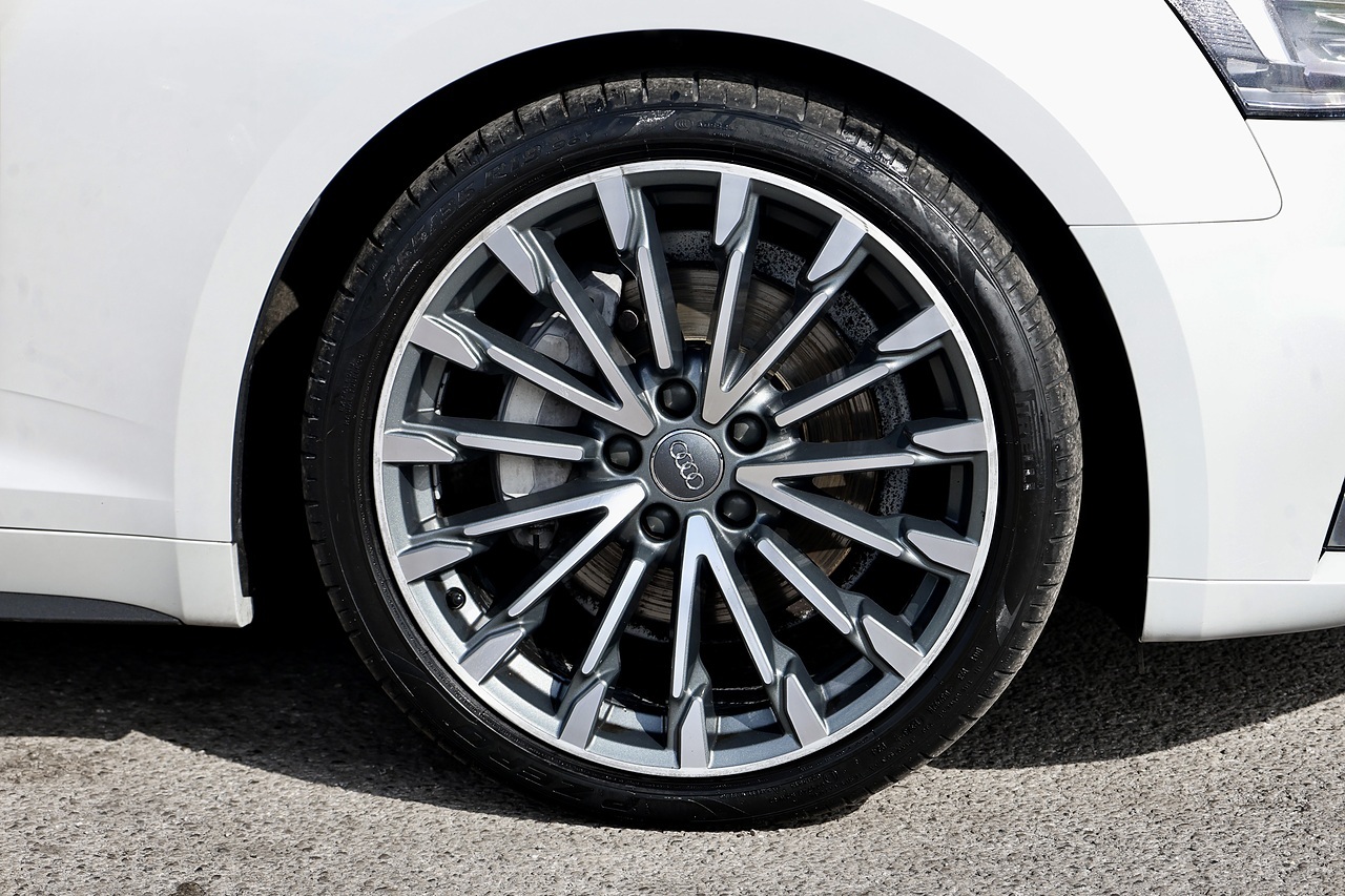Audi A5 TDI S-Line Cabriolet Crystal Paint + Comfort / Sound / Technology Packs - Large 37