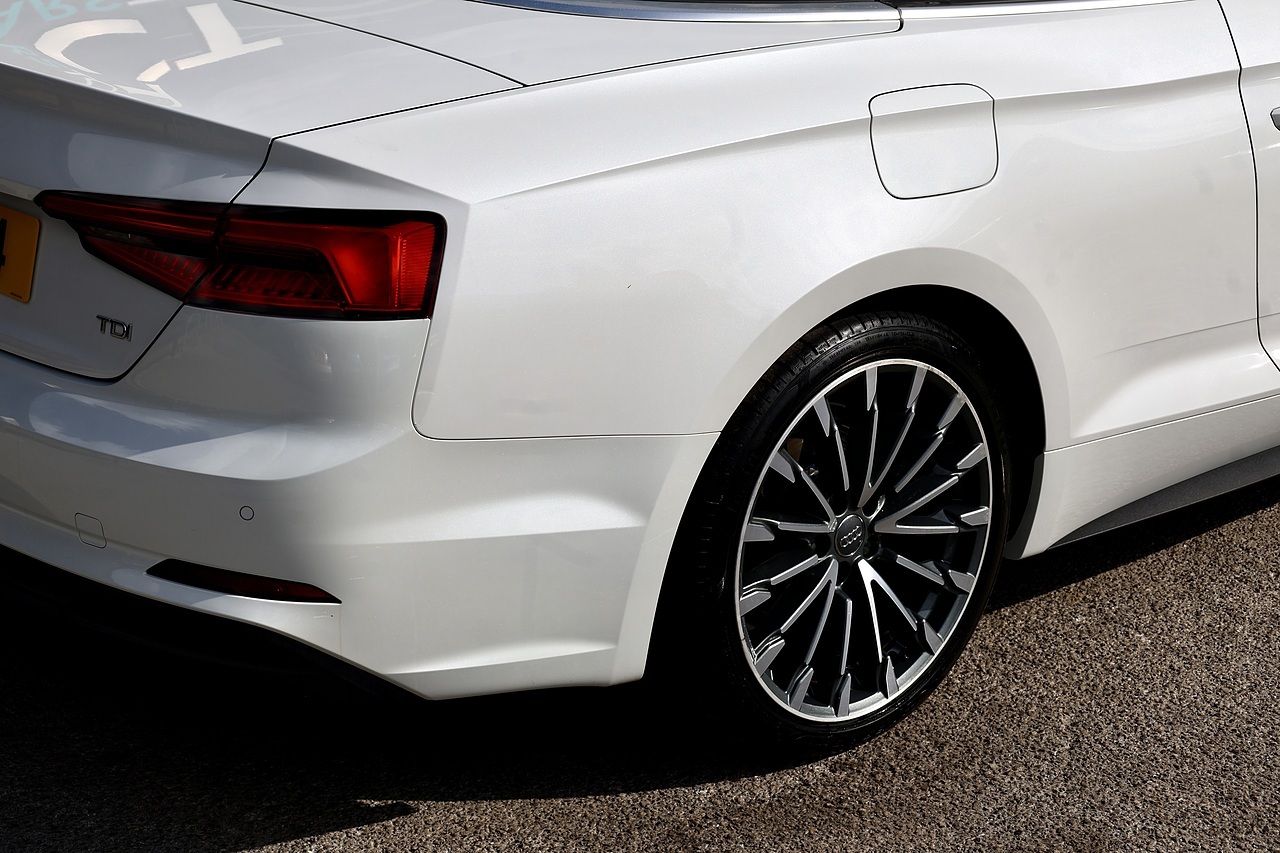 Audi A5 TDI S-Line Cabriolet Crystal Paint + Comfort / Sound / Technology Packs - Large 26