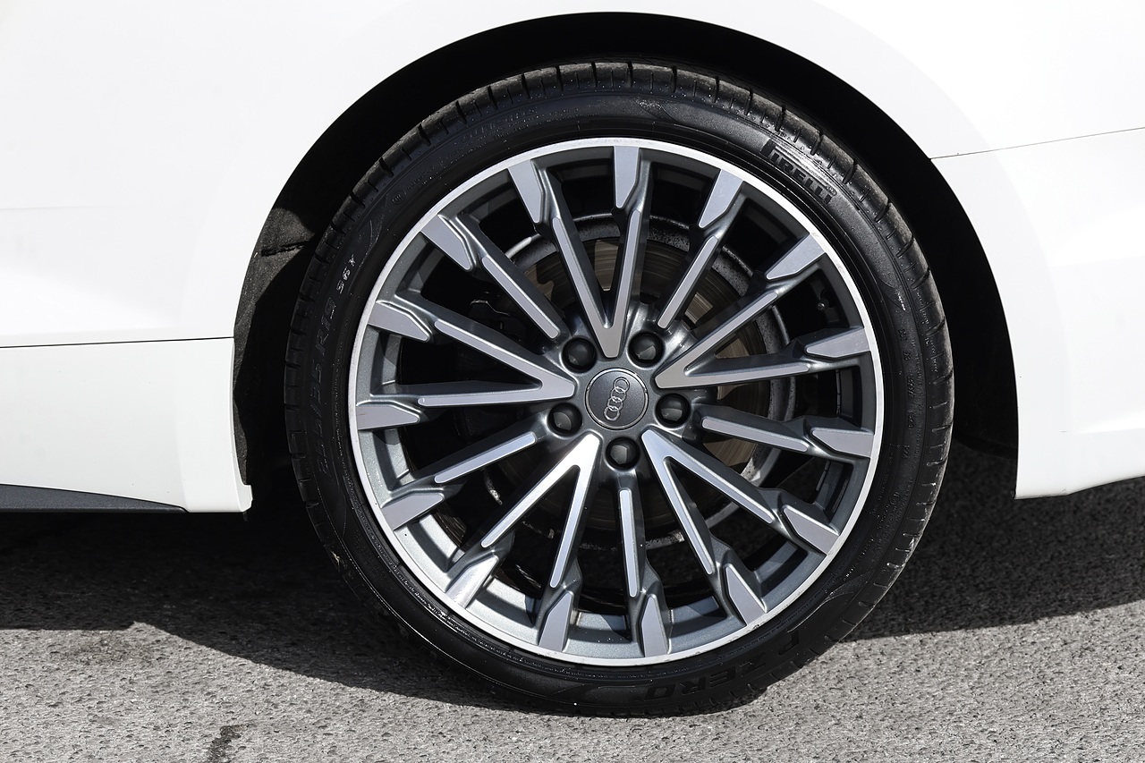 Audi A5 TDI S-Line Cabriolet Crystal Paint + Comfort / Sound / Technology Packs - Large 35