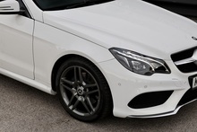 Mercedes-Benz E220 CDI AMG Line Premium Convertible AirScarf + Memory Pack + Harmon Kardon + Keyless + Reverse Cam - Thumb 32