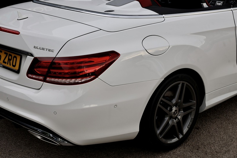 Mercedes-Benz E220 CDI AMG Line Premium Convertible AirScarf + Memory Pack + Harmon Kardon + Keyless + Reverse Cam Image 29