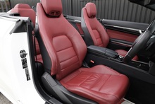 Mercedes-Benz E220 CDI AMG Line Premium Convertible AirScarf + Memory Pack + Harmon Kardon + Keyless + Reverse Cam - Thumb 11