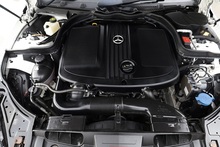 Mercedes-Benz E220 CDI AMG Line Premium Convertible AirScarf + Memory Pack + Harmon Kardon + Keyless + Reverse Cam - Thumb 34