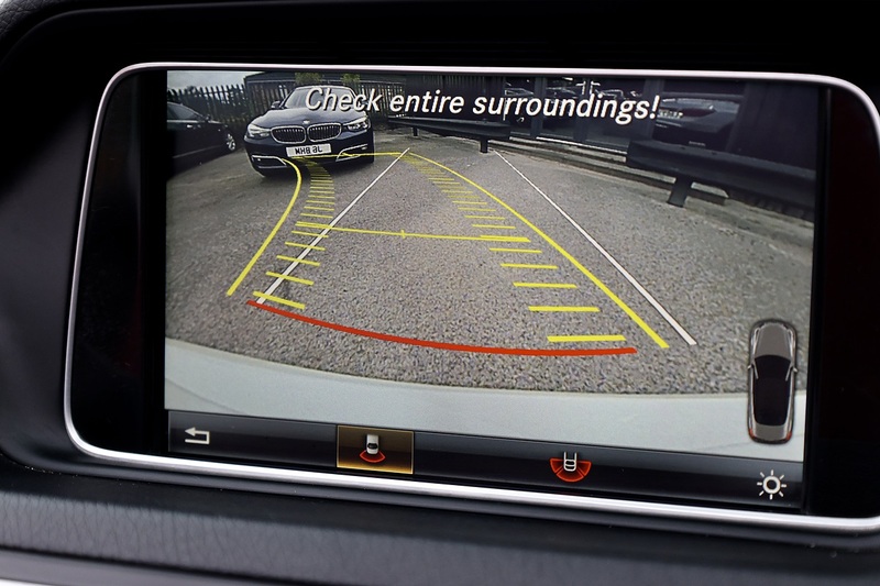 Mercedes-Benz E220 CDI AMG Line Premium Convertible AirScarf + Memory Pack + Harmon Kardon + Keyless + Reverse Cam Image 35