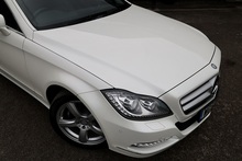 Mercedes-Benz CLS 350 CDI Shooting Brake 1 Former Keeper + Full Service History + Outstanding Condition - Thumb 8