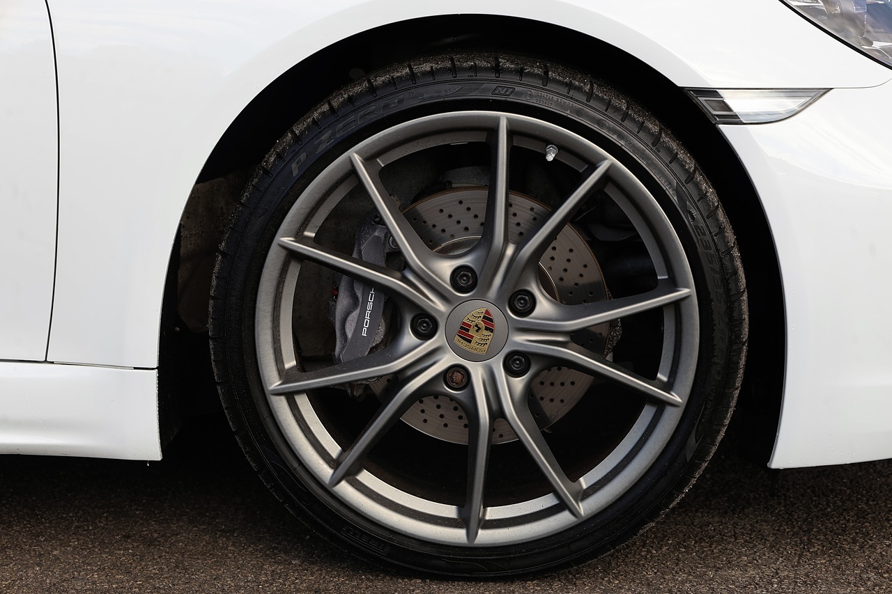 Porsche 718 Boxster Porsche Extended Warranty + £13,500 Cost Options - Large 39