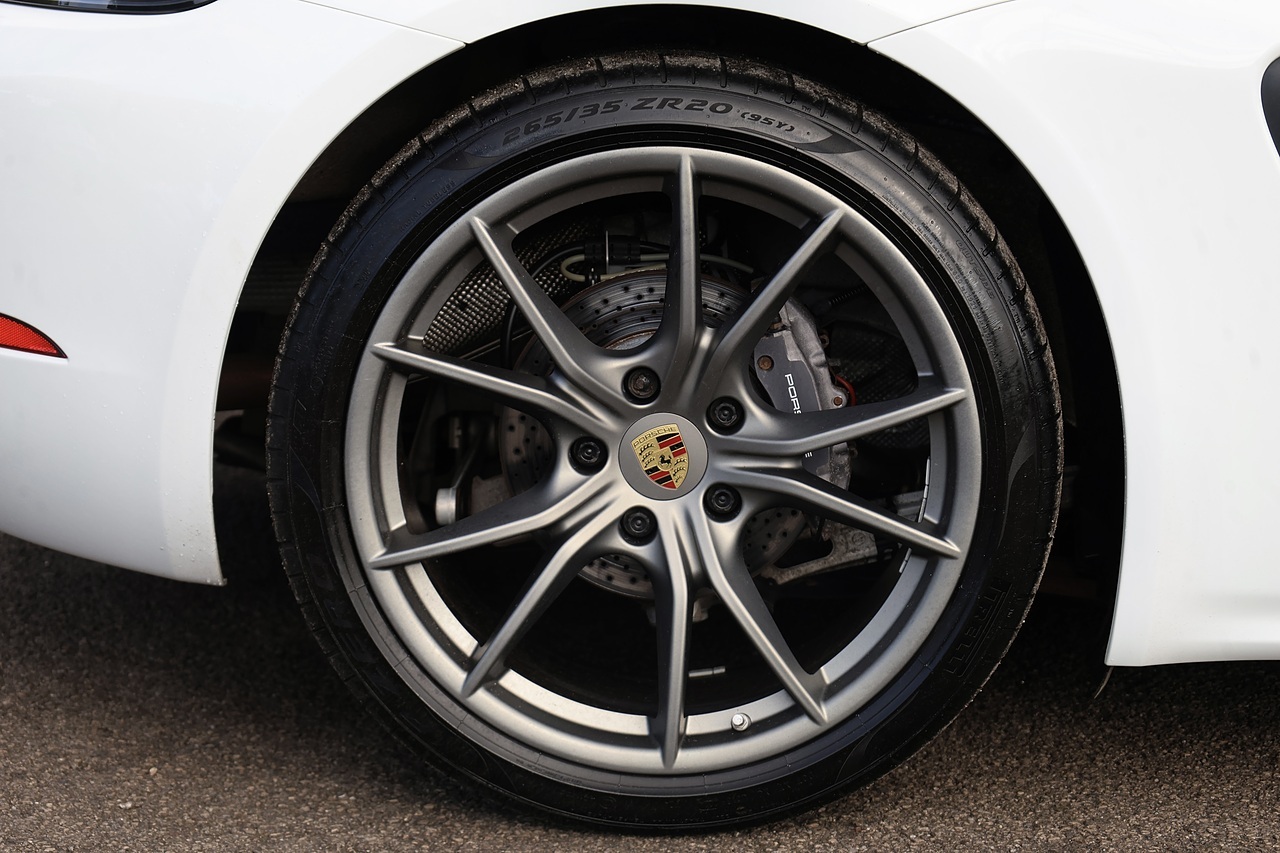 Porsche 718 Boxster Porsche Extended Warranty + £13,500 Cost Options - Large 41