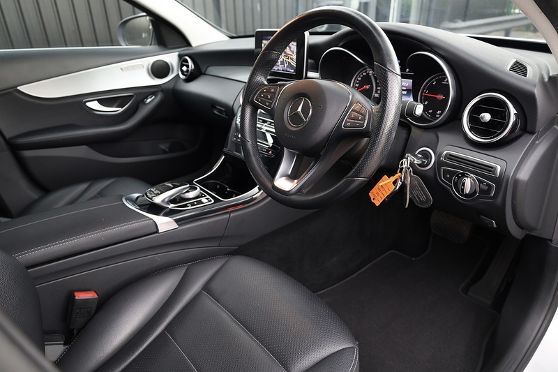 Mercedes-Benz C220 CDI Sport Full Mercedes Main Dealer History + Euro 6 + £20 RFL Image 6