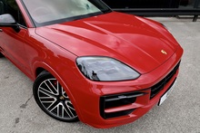 Porsche Cayenne Coupe GTS Porsche Warranty to 2028 + Huge Specification - Thumb 27