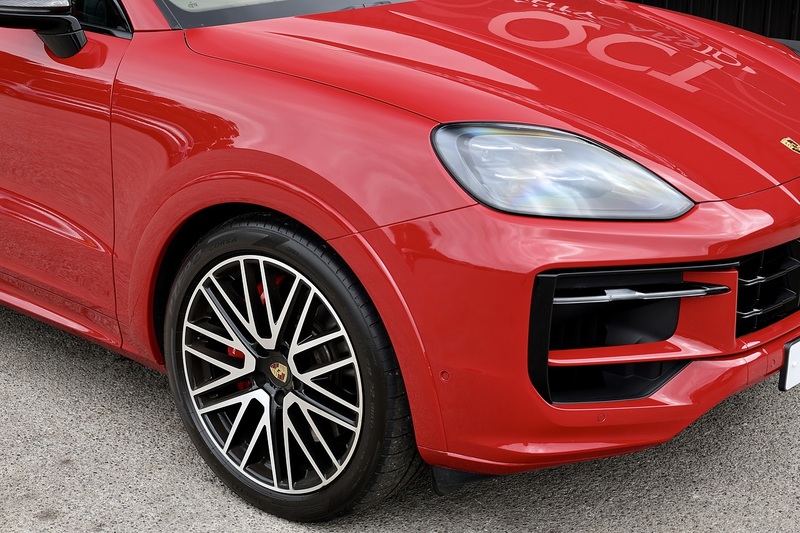Porsche Cayenne Coupe GTS Porsche Warranty to 2028 + Huge Specification Image 31