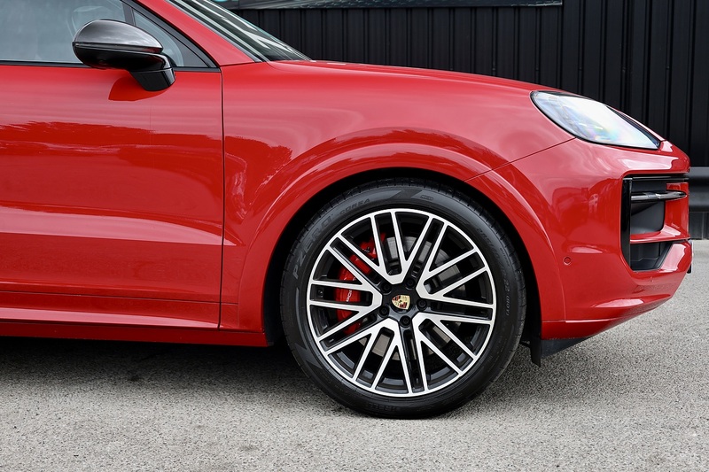 Porsche Cayenne Coupe GTS Porsche Warranty to 2028 + Huge Specification Image 30