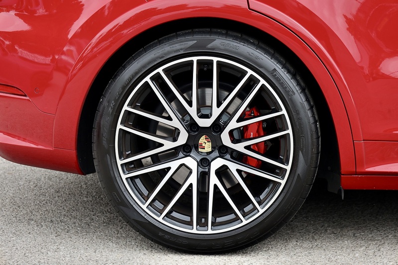 Porsche Cayenne Coupe GTS Porsche Warranty to 2028 + Huge Specification Image 42