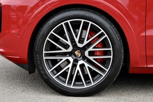 Porsche Cayenne Coupe GTS Porsche Warranty to 2028 + Huge Specification - Thumb 43