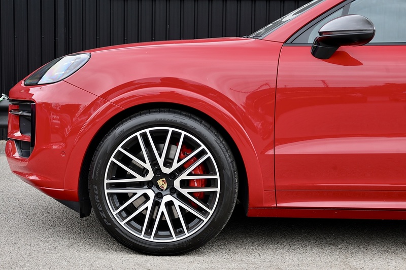 Porsche Cayenne Coupe GTS Porsche Warranty to 2028 + Huge Specification Image 37