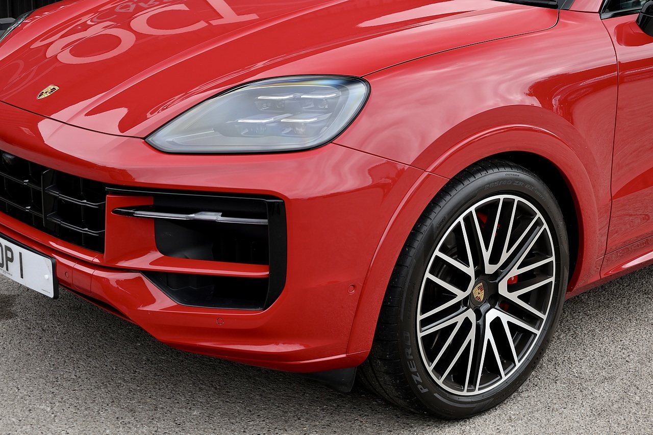 Porsche Cayenne Coupe GTS Porsche Warranty to 2028 + Huge Specification - Large 36