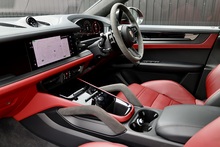 Porsche Cayenne Coupe GTS Porsche Warranty to 2028 + Huge Specification - Thumb 7