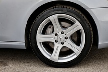 Mercedes-Benz CLS 500 CLS 500 5.0 4dr Saloon Automatic Petrol - Thumb 42