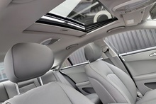 Mercedes-Benz CLS 500 CLS 500 5.0 4dr Saloon Automatic Petrol - Thumb 10
