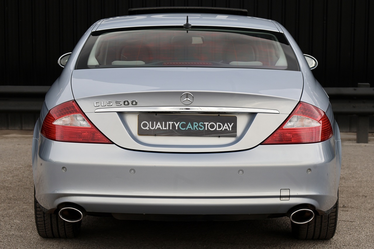 Mercedes-Benz CLS 500 CLS 500 5.0 4dr Saloon Automatic Petrol - Large 3