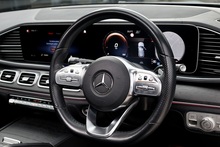 Mercedes-Benz GLE 400d AMG Line Premium Plus 1 Former Keeper + 7 Seats + Pano Roof + Burmester - Thumb 12