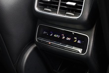Mercedes-Benz GLE 400d AMG Line Premium Plus 1 Former Keeper + 7 Seats + Pano Roof + Burmester - Thumb 15