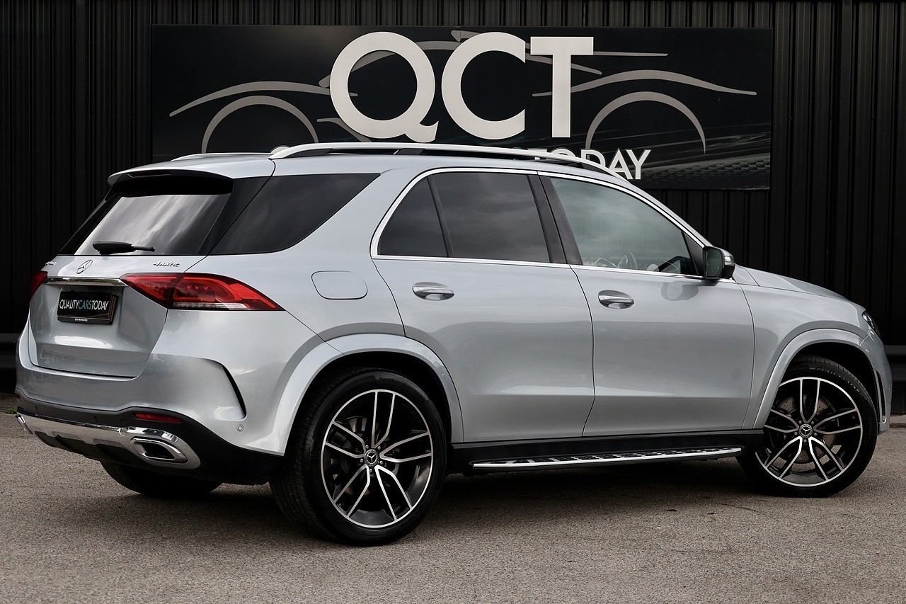 Mercedes-Benz GLE 400d AMG Line Premium Plus 1 Former Keeper + 7 Seats + Pano Roof + Burmester - Large 5
