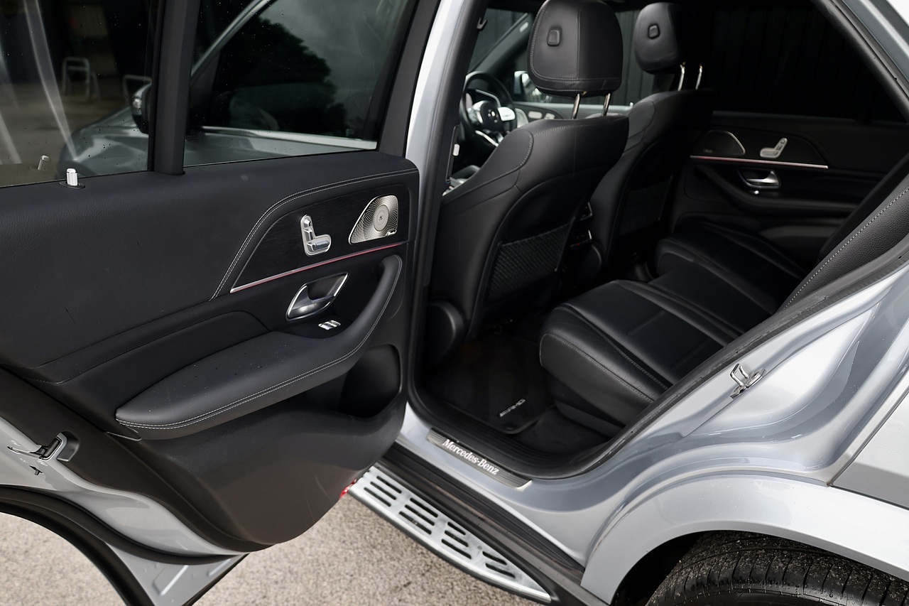 Mercedes-Benz GLE 400d AMG Line Premium Plus 1 Former Keeper + 7 Seats + Pano Roof + Burmester - Large 34