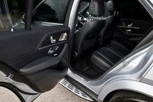 Mercedes-Benz GLE 400d AMG Line Premium Plus 1 Former Keeper + 7 Seats + Pano Roof + Burmester - Thumb 34