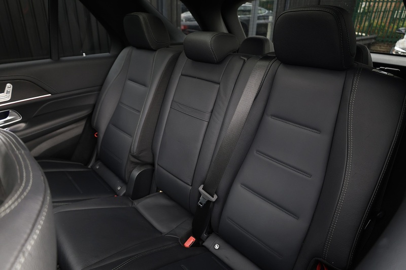 Mercedes-Benz GLE 400d AMG Line Premium Plus 1 Former Keeper + 7 Seats + Pano Roof + Burmester Image 36