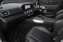 Mercedes-Benz GLE 400d AMG Line Premium Plus 1 Former Keeper + 7 Seats + Pano Roof + Burmester - Thumb 2