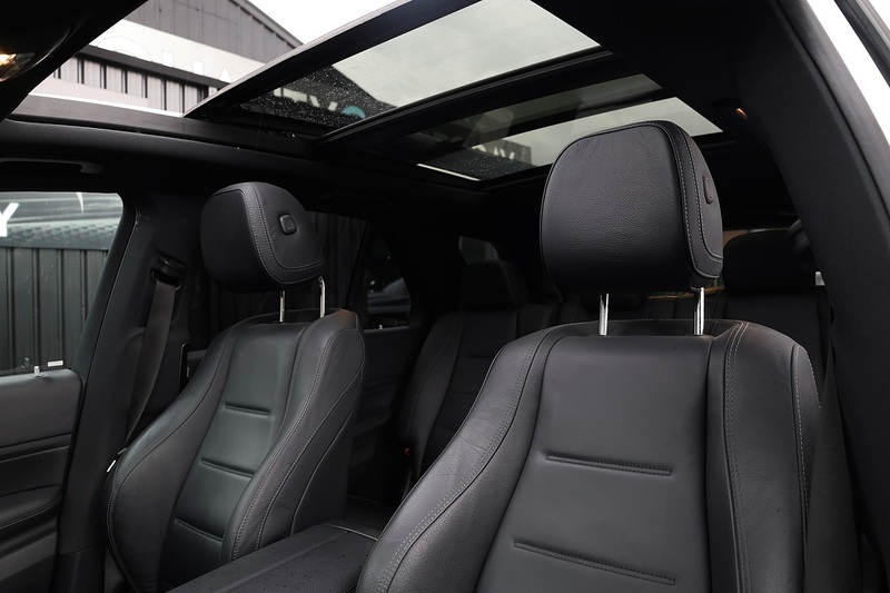 Mercedes-Benz GLE 400d AMG Line Premium Plus 1 Former Keeper + 7 Seats + Pano Roof + Burmester Image 17