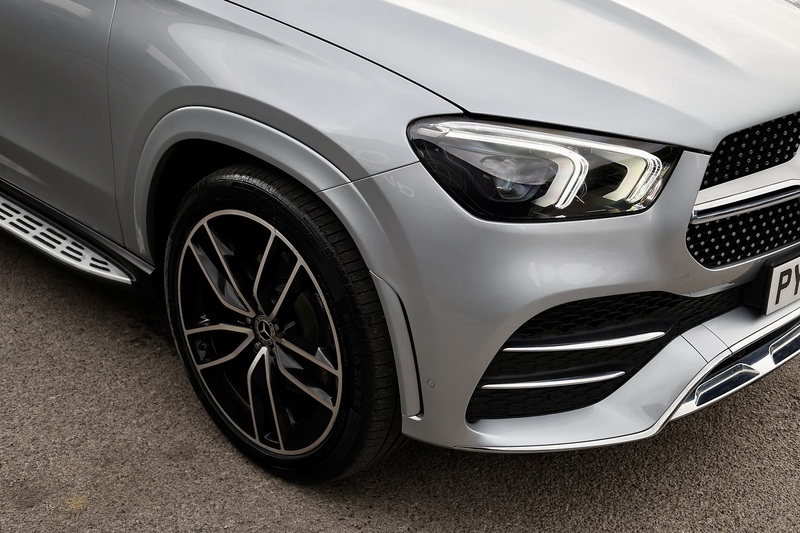 Mercedes-Benz GLE 400d AMG Line Premium Plus 1 Former Keeper + 7 Seats + Pano Roof + Burmester Image 41