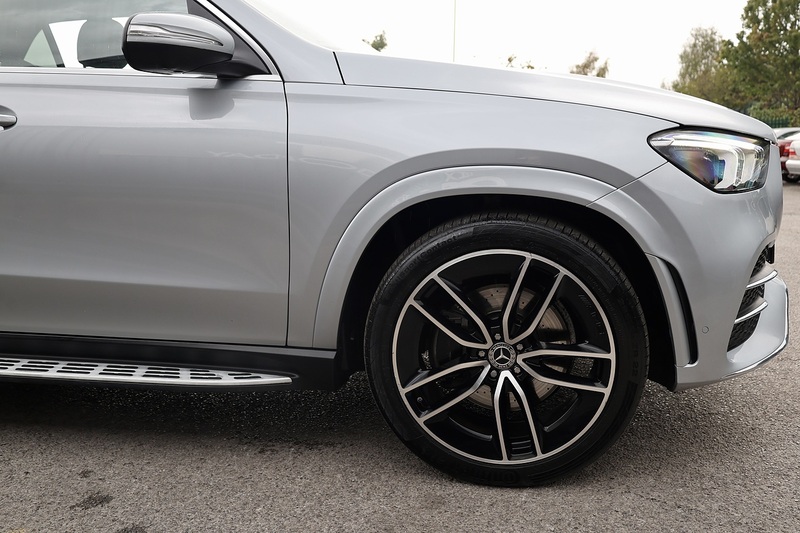 Mercedes-Benz GLE 400d AMG Line Premium Plus 1 Former Keeper + 7 Seats + Pano Roof + Burmester Image 40
