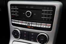 Mercedes-Benz SLC 250d AMG Line 2 Former Keepers + Full Service History + Pano Roof + AirScarf + AirGuide - Thumb 9