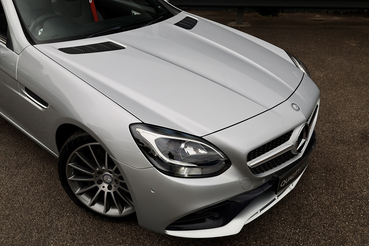 Mercedes-Benz SLC 250d AMG Line 2 Former Keepers + Full Service History + Pano Roof + AirScarf + AirGuide - Large 18