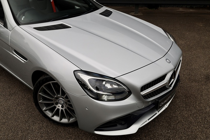 Mercedes-Benz SLC 250d AMG Line 2 Former Keepers + Full Service History + Pano Roof + AirScarf + AirGuide Image 18