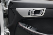 Mercedes-Benz SLC 250d AMG Line 2 Former Keepers + Full Service History + Pano Roof + AirScarf + AirGuide - Thumb 28