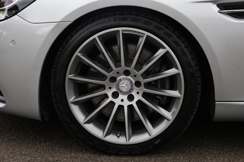 Mercedes-Benz SLC 250d AMG Line 2 Former Keepers + Full Service History + Pano Roof + AirScarf + AirGuide Image 36