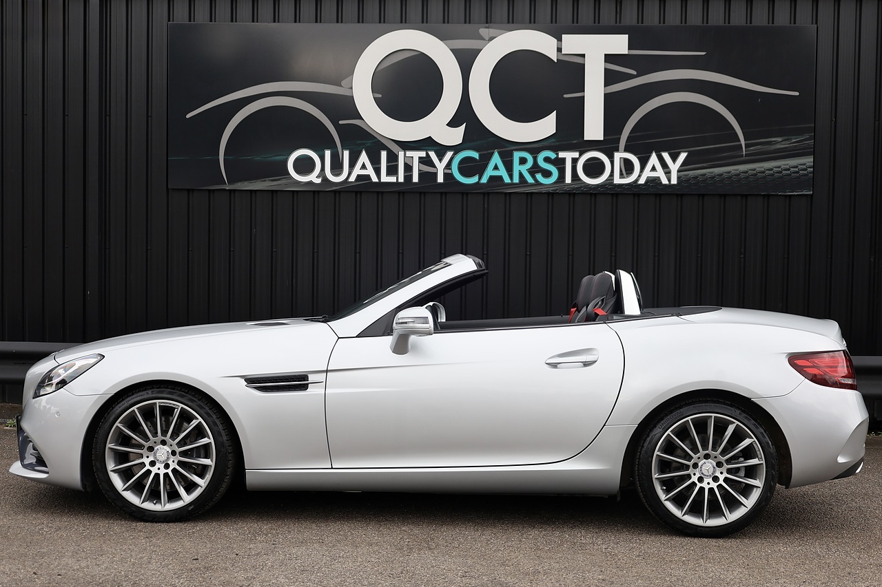 Mercedes-Benz SLC 250d AMG Line 2 Former Keepers + Full Service History + Pano Roof + AirScarf + AirGuide - Large 1