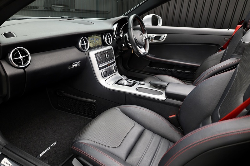 Mercedes-Benz SLC 250d AMG Line 2 Former Keepers + Full Service History + Pano Roof + AirScarf + AirGuide Image 2
