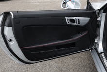 Mercedes-Benz SLC 250d AMG Line 2 Former Keepers + Full Service History + Pano Roof + AirScarf + AirGuide - Thumb 40