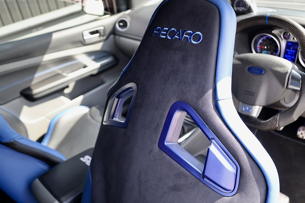 Ford Focus RS 1 Former Keeper + Lux Pack 2 + CP420 + Show Standard - Large 45